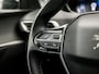 Peugeot 5008 1.2 PureTech Sport 7 Persoons (APPLE CARPLAY, GROOT NAVI, LANE ASSIST, GETINT GLAS, LEDEREN SPORTSTOELEN, PARKEERSENSOREN, CRUISE, NIEUWE APK, NIEUWSTAAT)