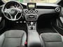 Mercedes-Benz A-klasse 180 Ambition AMG Xenon Airco Cruise NAP NL-Auto Volledig Dealeronderhouden!