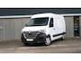 Renault Master T35 2.3 dCi 135 L2H2 Comfort | Camera | Vloerplaat | Navigatie | Parkeersensoren