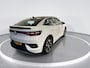 Volkswagen ID.5 Pro 174pk 77 kWh · 360 Camera · Keyless · Apple/Android Car Play · Elek Voorstoelen · Elek. Trekhaak · 19'' Inch ·