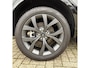 Land Rover Discovery Sport P300e R Dynamic SE| Meridian | Pano | Trekhaak | 20 inch |