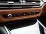 BMW 3-Serie Touring 320e Plug In Hybrid 204pk Dealer O.H. PHEV | Panodak | Widescreen Navi | Camera | Lederen Sportstoelen Verwarmd | Sfeerverlichting | Apple Carplay | Navigatie | Virtual | DAB | Tansanitblau II Metallic |