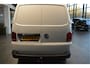 Volkswagen Transporter 2.0 TDI L2H1 airco navi pdc cruise trekhaak 150 pk !!