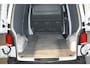 Volkswagen Transporter 2.0 TDI L2H1 airco navi pdc cruise trekhaak 150 pk !!