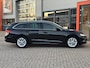 Skoda Octavia Combi 1.0 e-TSI Business Edition / Trekhaak / Elektrische Achterklep / Verwarmbare Stoelen /