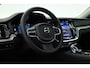Volvo V60 2.0 T8 Plug-in hybrid AWD Ultra Dark | Full Option | Bowers & Wilkins | Massage | Trekhaak | HUD |