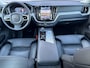 Volvo XC60 2.0 T6 Plug-in hybrid AWD Plus Dark 360 Camera | Trekhaak | Panorama dak | High Performance Audio | Memory stoelen | leder | stoel + stuur verwarming | draadloos telefoon lader | All Season banden |