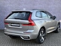 Volvo XC60 2.0 T6 Plug-in hybrid AWD Plus Dark 360 Camera | Trekhaak | Panorama dak | High Performance Audio | Memory stoelen | leder | stoel + stuur verwarming | draadloos telefoon lader | All Season banden |