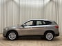 BMW X1 sDrive20i Leder / Navigatie / Cruise / Afn. Trekhaak / PDC / 17'' LMV