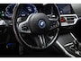 BMW 3-Serie Touring 320e M-Sport | LASER LED | STOELVERWARMING | HOUTAFWERKING | DAB | APPLE | 18"