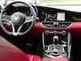 Alfa Romeo Giulia 2.0T Super, panoramadak, rood leder