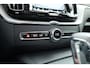 Volvo XC60 2.0 T6 Plug-in hybrid AWD Plus Bright | Leer | Pano-dak | 360 camera | ACC | Blis | H&K Audio |