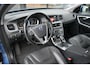 Volvo V60 T2 122pk Aut. Summum | Camera | Schuifdak | Stoelverwarming