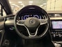 Volkswagen Passat Variant 1.5 TSI Elegance Business R * Automaat / Panoramadak / Afn. Trekhaak / NL Auto *