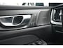 Volvo V60 T6 350pk AWD Plus Dark | Trekhaak | Harman/Kardon | Climate