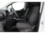 Toyota ProAce City 1.5 D-4D Live | Trekhaak | Navigatie | Parkeersensoren voor/achter | Cruise Control | Airco | Apple Carplay / Android Auto | Betonplex