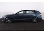 Volvo V60 T6 Recharge AWD Plus Dark Intellisafe Assist & Suround - 360° Camera - Harman/Kardon Audio - Verwarmbare voorstoelen, stuur & achterbank - Parkeersensoren voor & achter - Elektrisch verstelbare voorstoelen - Trekhaak wegklapbaar - Verwarmbare voorruit