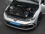Volkswagen Golf 1.5 eTSI 150 pk DSG R-Line Business+ | Stuur-/stoelverwarming | Achteruitrijcamera | Adaptive Cruise | Navigatie