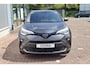 Toyota C-HR 1.8 Hybrid Dynamic Adaptieve cruise control, achteruitrij camera, keyless, navigatie Apple Carplay/Android Auto, parkeersensoren, automaat!