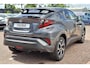Toyota C-HR 1.8 Hybrid Dynamic Adaptieve cruise control, achteruitrij camera, keyless, navigatie Apple Carplay/Android Auto, parkeersensoren, automaat!