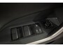 Toyota RAV4 2.5 Plug-in Hybrid AWD Style Navigatie, Apple CarPlay/Android Auto, Achteruitrijcamera, LMV, LED, Smart Key, Stoelverwarming, Dodehoek detectie, PHEV