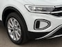 Volkswagen T-Roc 1.5 TSI 150pk DSG Style | Trekhaak | Navi | IQ light | Adapt. Cruise | Rijklaar incl. garantie