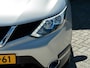 Nissan Qashqai 1.2 Connect Edition | Origineel NL | Trekhaak | Panoramadak | Navigatie | 360 Graden Camera | Cruise Control | Metallic Lak | Climate Control | Lichtmetalen Velgen | Privacy Glas | Keyless Entry | DAB+ Radio |