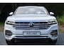 Volkswagen Touareg 3.0 TSi eHybrid ATMOSPHERE 4MOTION TREKHAAK/HEAD-UP/PANORAMADAK