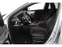 Mercedes-Benz A-klasse 180 Business Solution AMG (SFEERVERLICHTING, STOELVERWARMING, ACHTERUITRIJCAMERA, NAVIGATIE, SENSOREN)