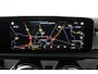 Mercedes-Benz A-klasse 180 Business Solution AMG (SFEERVERLICHTING, STOELVERWARMING, ACHTERUITRIJCAMERA, NAVIGATIE, SENSOREN)