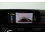 Mercedes-Benz A-klasse 180 Business Solution AMG (SFEERVERLICHTING, STOELVERWARMING, ACHTERUITRIJCAMERA, NAVIGATIE, SENSOREN)