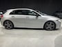 Mercedes-Benz A-klasse 180 Business Solution AMG PANO I SFEER VERLICHTING I ORG.NL + NAP + BTW
