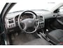Toyota Avensis Wagon 1.8-16V Linea Luna nette station met trekhaak