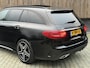 Mercedes-Benz C-klasse Estate 180 AMG Automaat | Panorama | Leer | LED matrix | Sfeerverlichting | Apple CarPlay | 360°-camera | Night Pakket | DAB ontvangst | Stoelverwarming | Parkeersensoren voor en achter