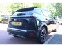 Peugeot 2008 1.2 Puretech *GT* | Trekhaak | Schuifdak | Carplay | Stoelverwarming | Camera | PDC | Privacy | Navigatie | Bluetooth |