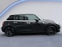 MINI Cooper 1.5 Chili Serious Business /Apple & Android Carplay/Elektrisch Panoramadak/Stoelverwarming/Cruise & Clima control/Isofix/JCW Sportstuur/Sportstoelen/(MET GARANTIE*)