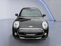 MINI Cooper 1.5 Chili Serious Business /Apple & Android Carplay/Elektrisch Panoramadak/Stoelverwarming/Cruise & Clima control/Isofix/JCW Sportstuur/Sportstoelen/(MET GARANTIE*)