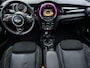 MINI Cooper 1.5 Chili Serious Business /Apple & Android Carplay/Elektrisch Panoramadak/Stoelverwarming/Cruise & Clima control/Isofix/JCW Sportstuur/Sportstoelen/(MET GARANTIE*)