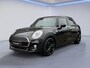 MINI Cooper 1.5 Chili Serious Business /Apple & Android Carplay/Elektrisch Panoramadak/Stoelverwarming/Cruise & Clima control/Isofix/JCW Sportstuur/Sportstoelen/(MET GARANTIE*)