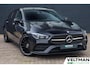 Mercedes-Benz CLA Shooting Brake 180 AMG Line PANO 19 INCH SFEERVERLICHTING NIGHT