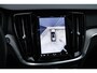 Volvo V60 T6 Plug-in hybrid AWD Plus Dark | Panoramadak | Verwarmbare Voorstoelen (met geheugen), Stuurwiel en Achterbank | Semi-Elektrische Trekhaak | Verwarmbare Voorruit | Premium Audio by Harman Kardon | 360-Camera