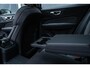 Volvo V60 T6 Plug-in hybrid AWD Plus Dark | Panoramadak | Verwarmbare Voorstoelen (met geheugen), Stuurwiel en Achterbank | Semi-Elektrische Trekhaak | Verwarmbare Voorruit | Premium Audio by Harman Kardon | 360-Camera