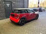 MINI Cooper Classic 33 kWh | Half Leder | Stoelverwarming | Navigatie | LED | PDC A
