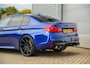 BMW M5 5-serie F90 Schuifdak Marina Blue 22'' Vossen Downpipe