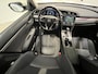 Honda Civic 1.5 i-VTEC Comfort | Navigatie | LM Velgen 17" | Voorstoelen Verwarmd | Cruise Control Adaptief | Airco |