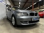 BMW 1-Serie 118i Autom. // Cruise // Ecc // Half Leer // Sportstoelen