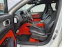 Volvo XC40 2.0 T4 R-Design | Harman Kardon | Cruise Control | Panoramadak | Lava Red |