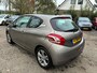 Peugeot 208 1.2 VTi Allure. nieuw gereviseerde motor 0 km