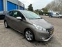 Peugeot 208 1.2 VTi Allure. nieuw gereviseerde motor 0 km