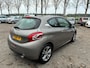 Peugeot 208 1.2 VTi Allure. HELE NIEUWE MOTOR IN GEGAAN !!!